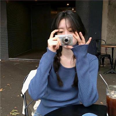 君是慕容卿似花